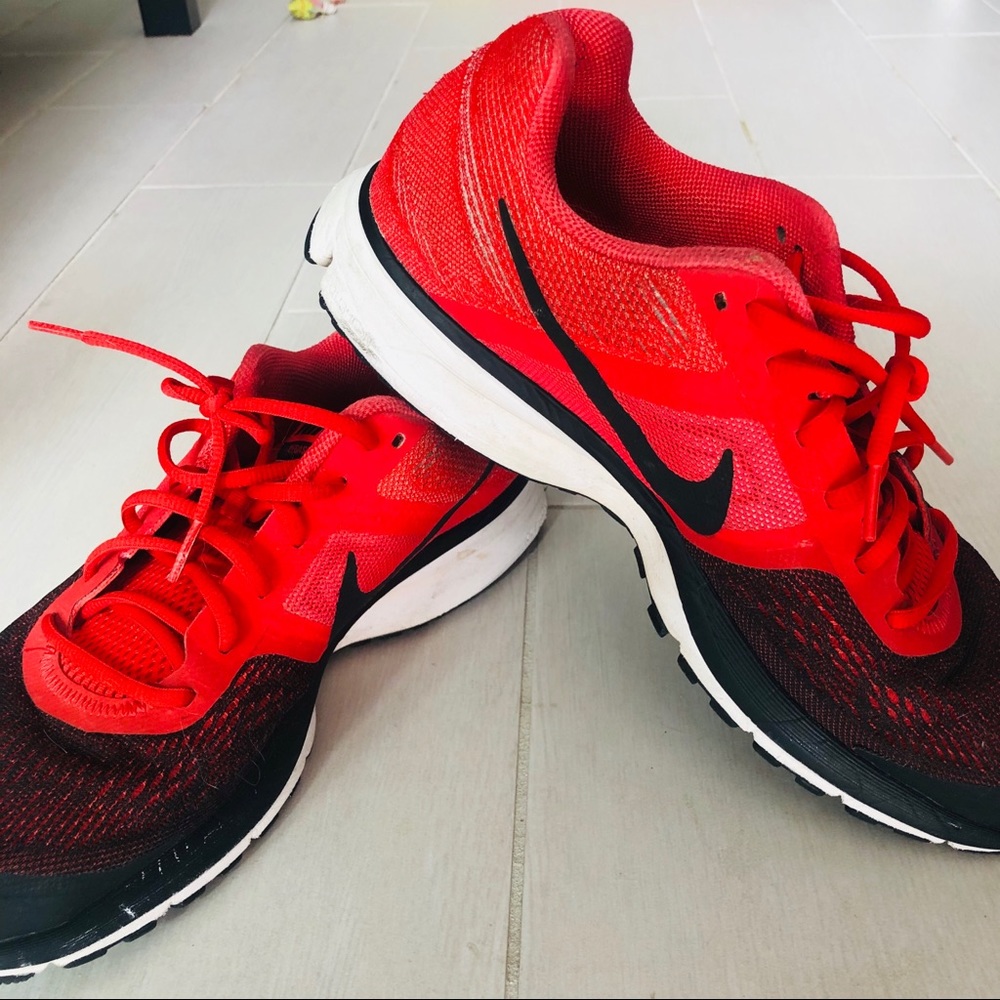 Nike men’s training shoes